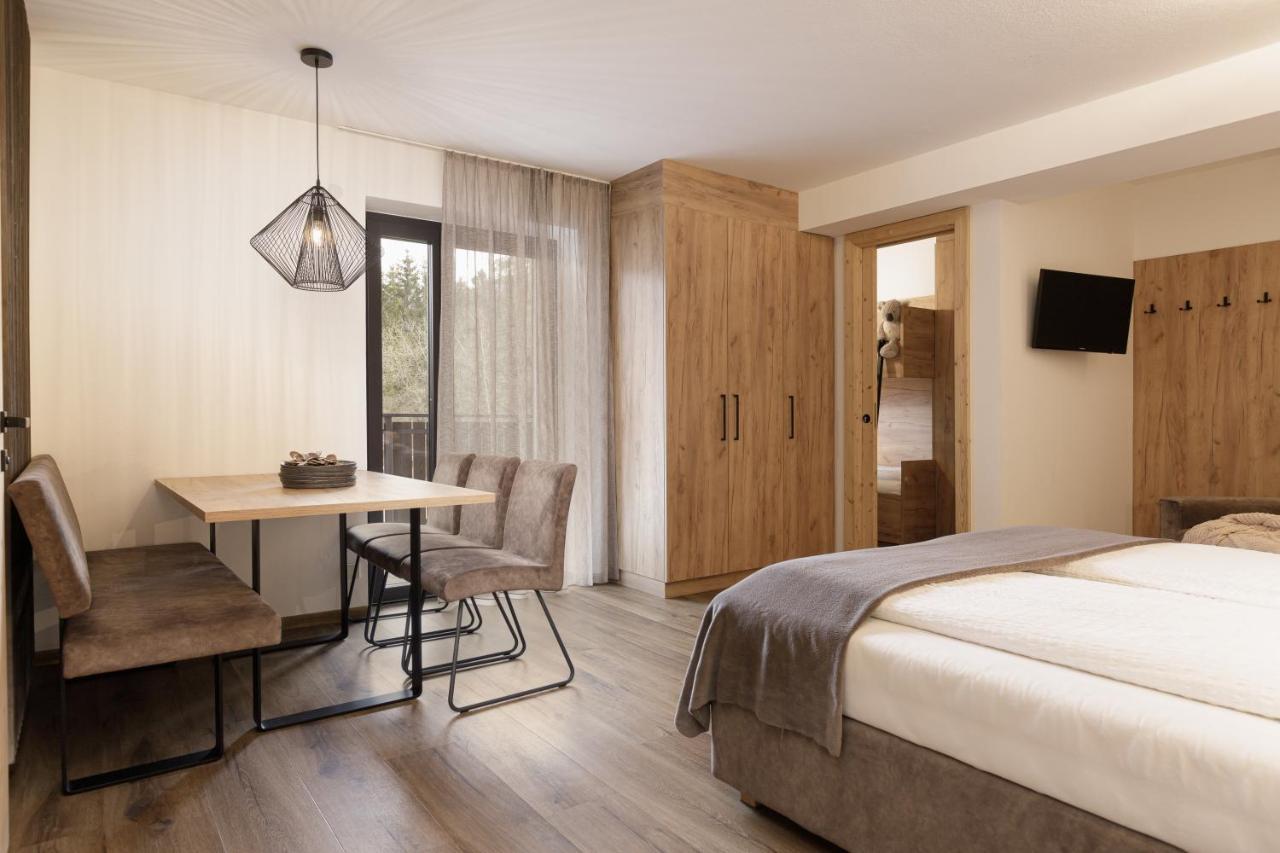 Family Aparthotel Winklwiese Valdaora Esterno foto